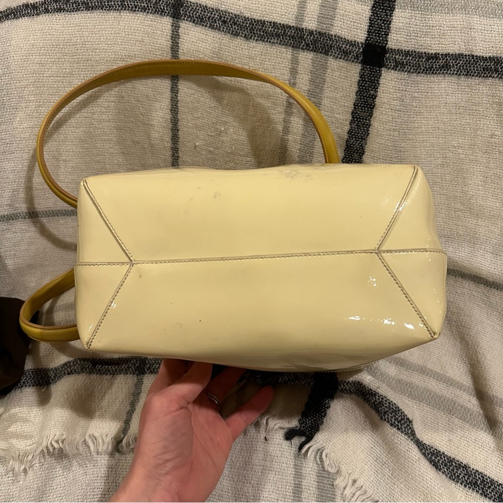 TOD’S Calfskin & Patent Leather Bucket Tote - Picture 5 of 12